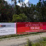 Ray White, Bright Banner Mesh, Site Signage, Red Signage, White Signage, Contrasting Sigange